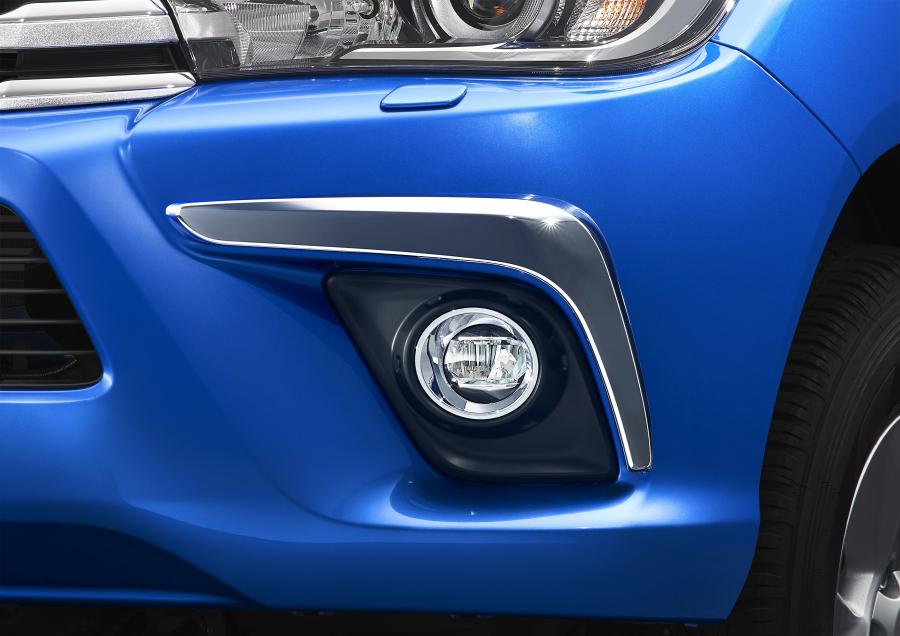 Детали экстерьера Toyota Hilux Z Double Cab 2017 года  (JP) (фото 10 из 16)